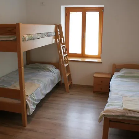 Jez Apartament Slap ob Idrijci